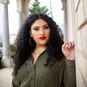 Meet your Posher, Alejandra